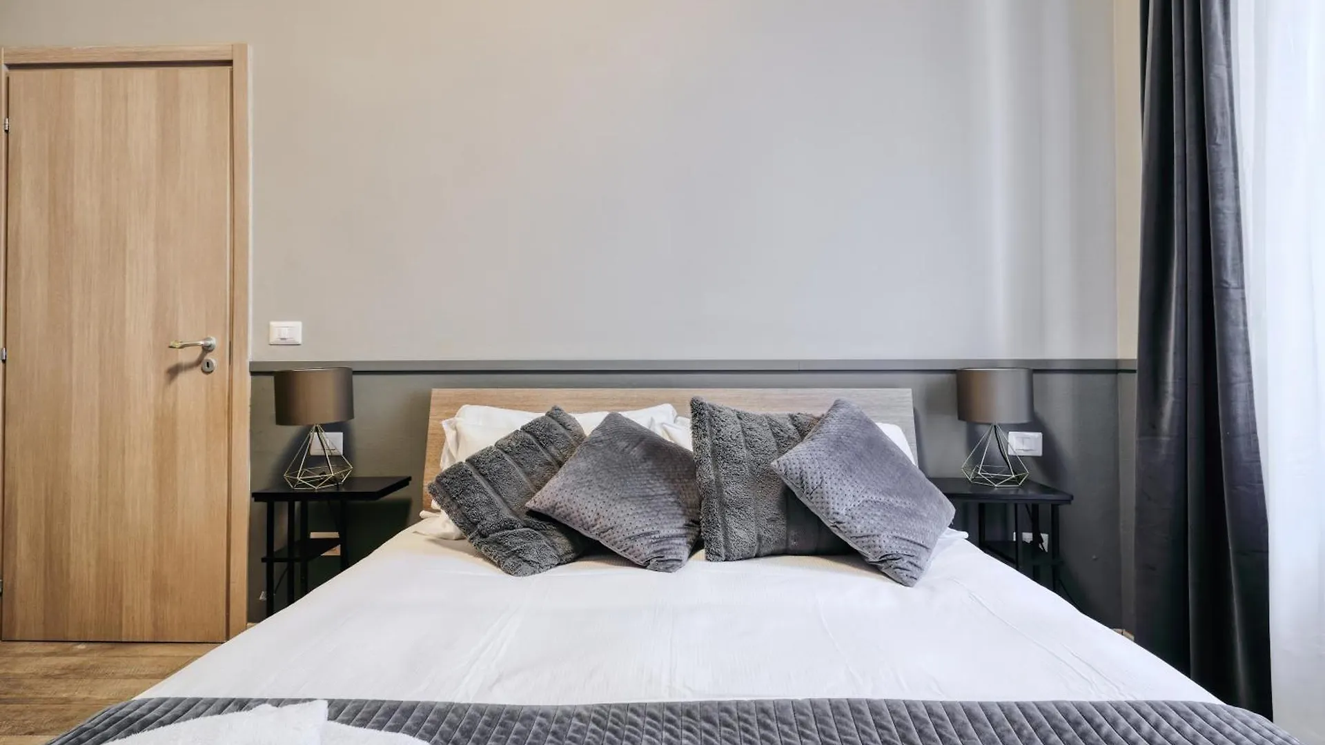 Double Rooms In Zona Citta Studi Милан 0*,  Италия